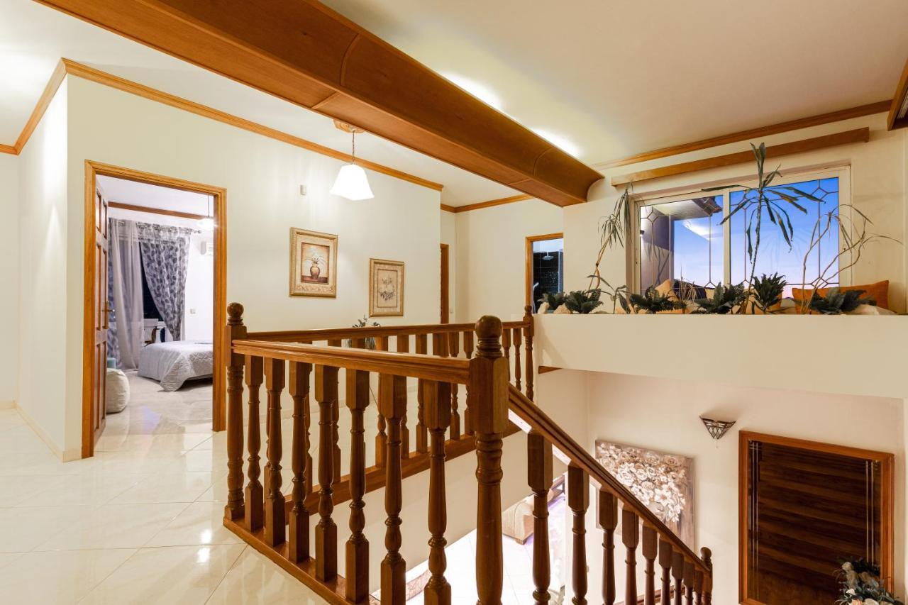 Galadriel Villa With Private Pool & Jacuzzi Kato Yerakarion Экстерьер фото