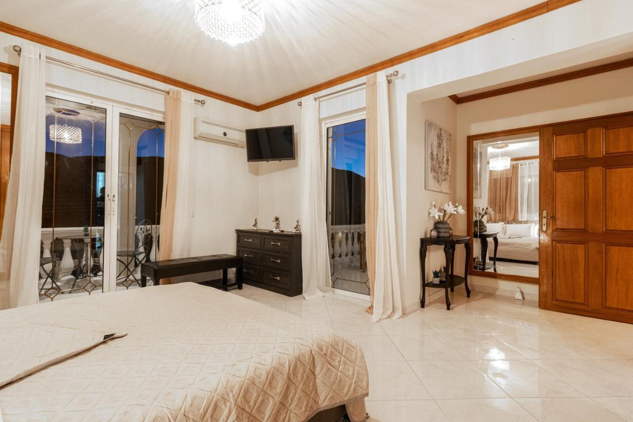 Galadriel Villa With Private Pool & Jacuzzi Kato Yerakarion Экстерьер фото